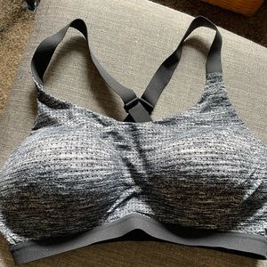 Victoria Secret Black/White sports bra size 36D